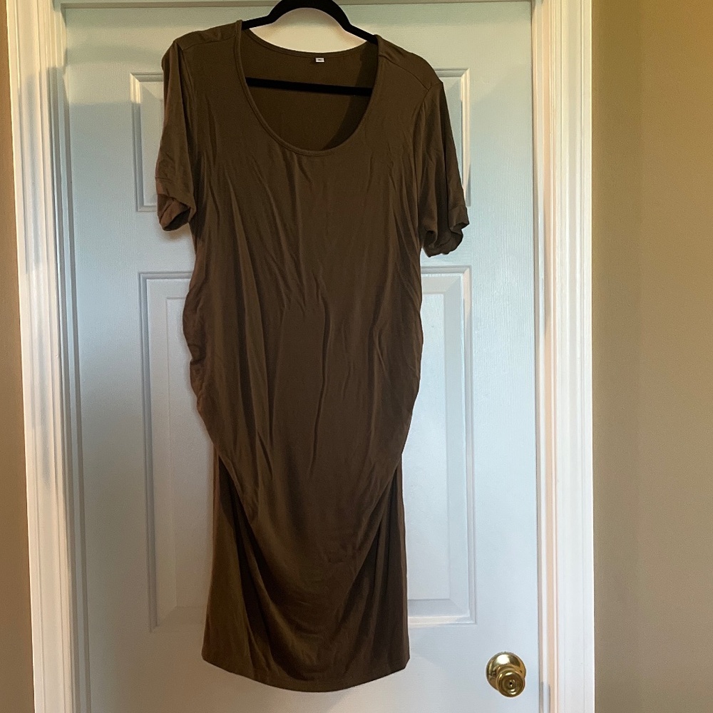 Women’s Knee Length Maternity Dress
